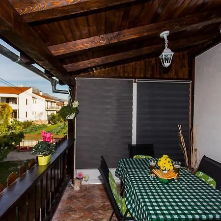 Marin Apartment Kastela