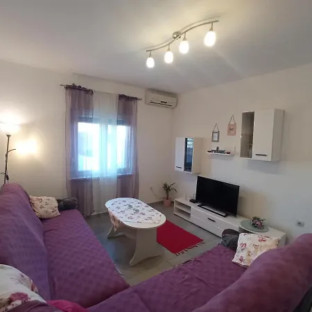 Apartment Marin *